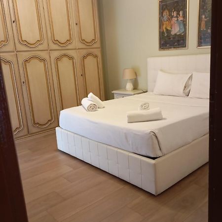 San Giovanni Apartment With Balcony Рим Экстерьер фото